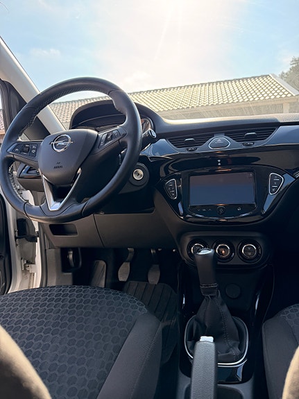 Opel Corsa 9 of 17
