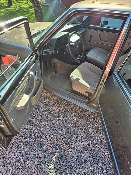 BMW 518 5 of 11