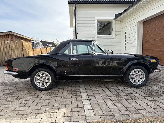 Fiat Spider 7 of 10
