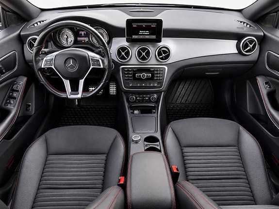 Mercedes-Benz CLA200 9 of 16