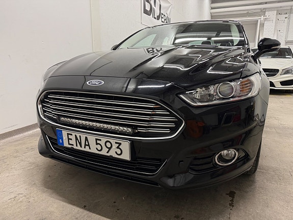 Ford Mondeo 2 of 5