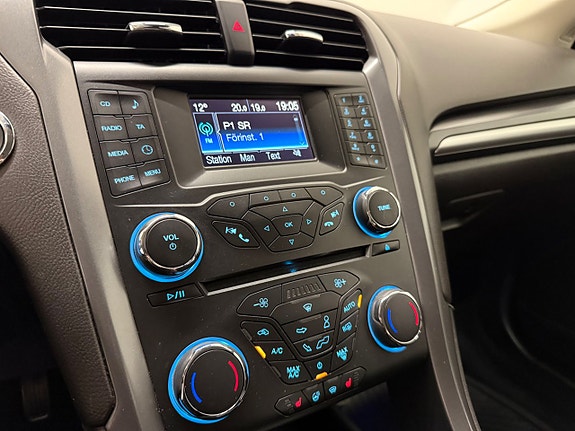 Ford Mondeo 13 of 20