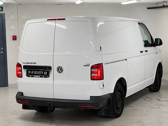 Volkswagen Transporter 2 of 9