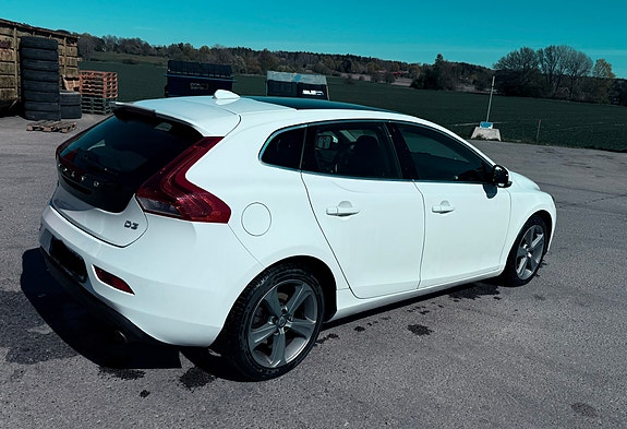 Volvo V40 5 of 20