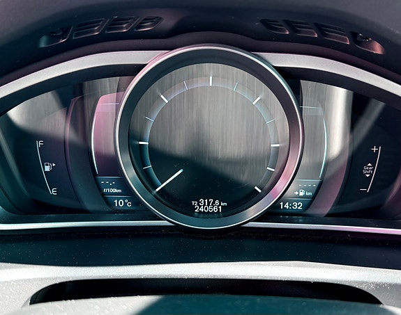 Volvo V40 16 of 20