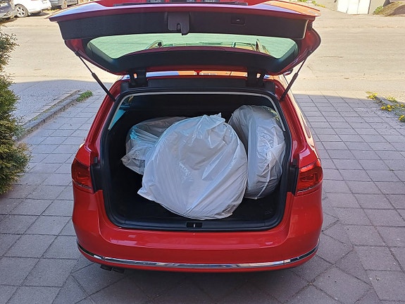 Volkswagen Passat 19 of 27