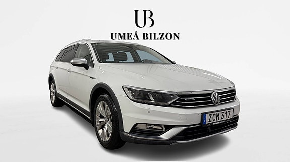 Volkswagen Passat Alltrack 2 of 5