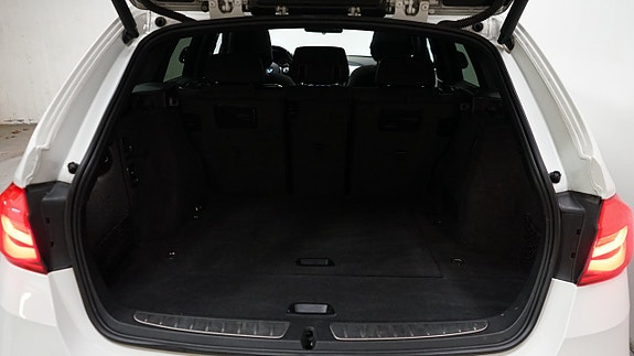 BMW 320d 8 of 23