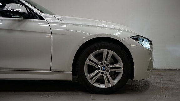 BMW 320d 5 of 23