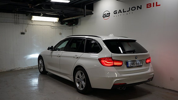 BMW 320d 6 of 23