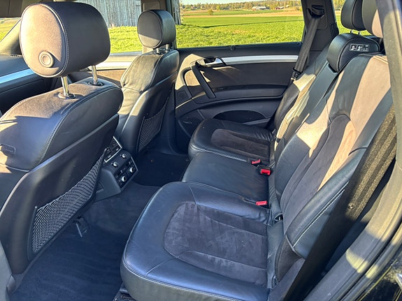 Audi Q7 5 of 5