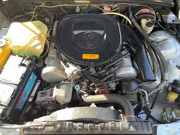 Mercedes-Benz 450 SE 5 of 5