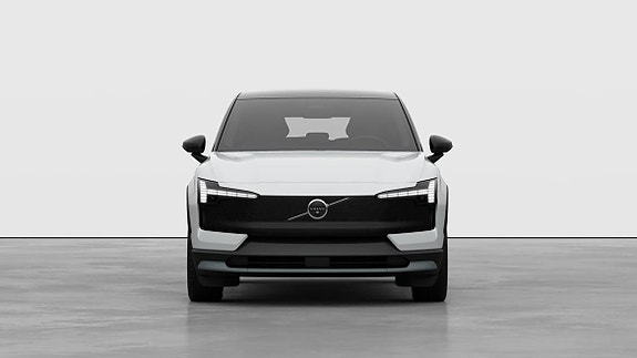 Volvo EX30 2 of 5