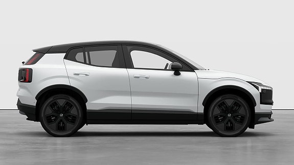 Volvo EX30 8 of 18