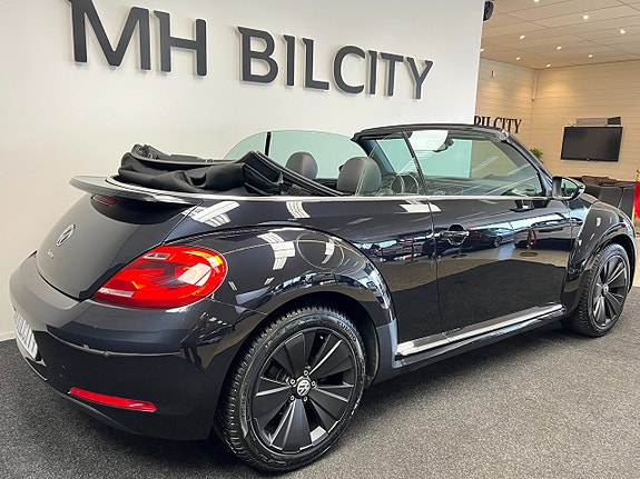 Volkswagen Beetle 6 of 15