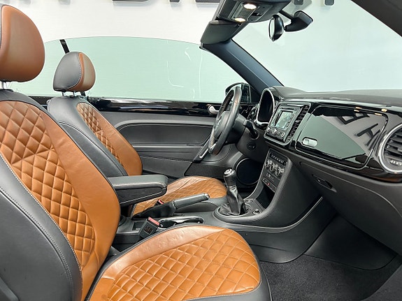 Volkswagen Beetle 8 of 15