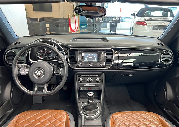 Volkswagen Beetle 10 of 15