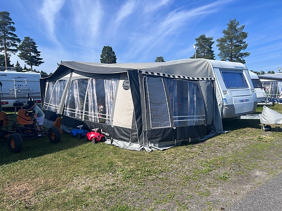 Adria 743 UNICA UK Classic barnkammare 10 of 11