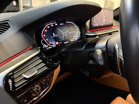 BMW 530e 16 of 26