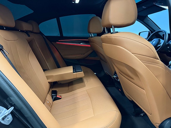 BMW 530e 13 of 26
