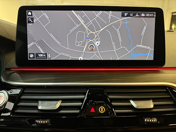 BMW 530e 18 of 26