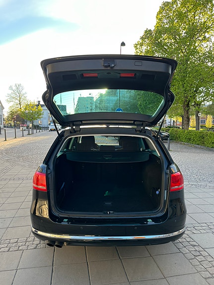 Volkswagen Passat 5 of 13