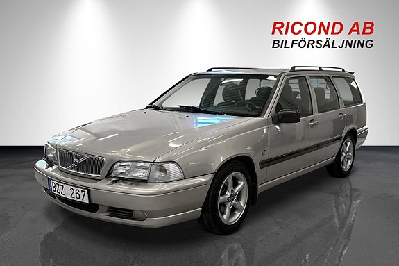 Volvo V70 5 of 13