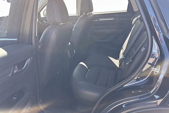 Mazda CX-5 8 of 9