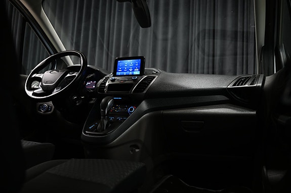 Ford Transit Connect 15 of 25
