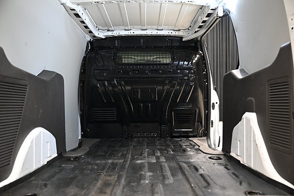 Ford Transit Connect 7 of 25
