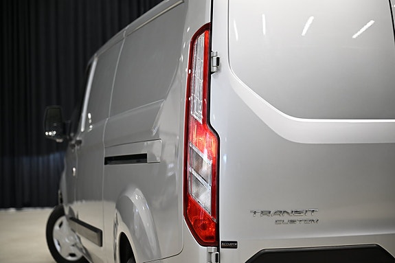 Ford Transit Custom 15 of 29