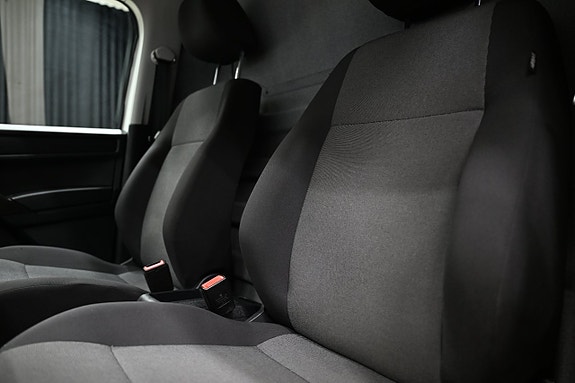 Volkswagen Caddy Maxi 17 of 24