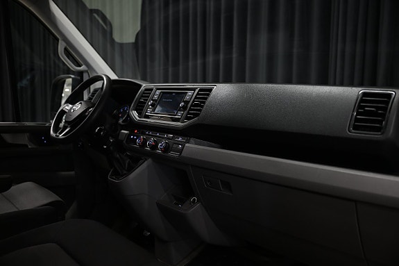 Volkswagen Crafter 27 of 29