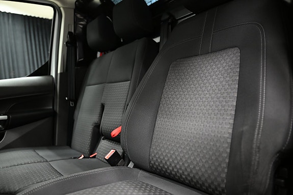 Ford Transit Connect 21 of 30
