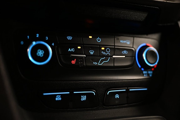 Ford Transit Connect 23 of 30