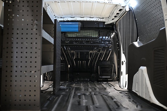 Ford Transit Connect 9 of 30