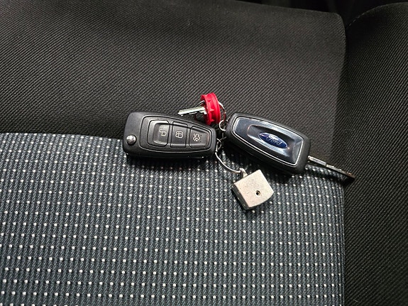 Ford S-MAX 22 of 22