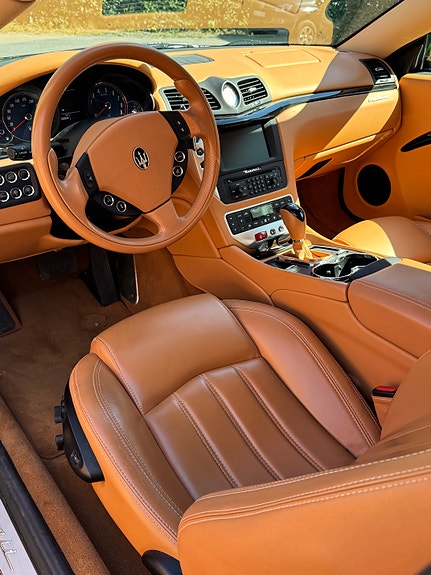 Maserati GranTurismo 8 of 9