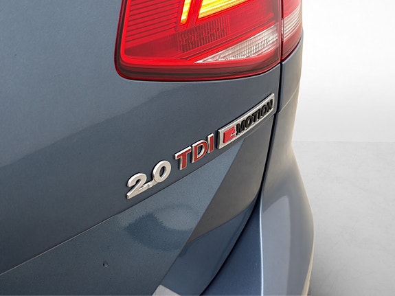 Volkswagen Passat Alltrack 14 of 28