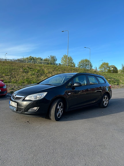 Opel Astra 3 of 5