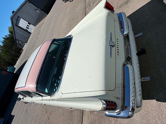 Chrysler New Yorker 11 of 26