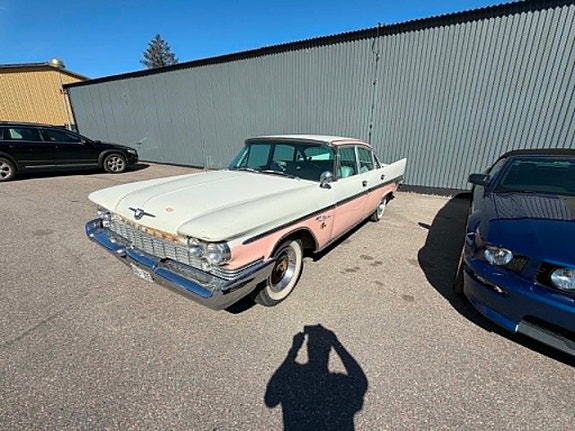 Chrysler New Yorker 9 of 26