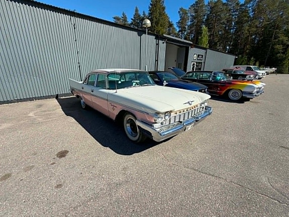 Chrysler New Yorker 8 of 26