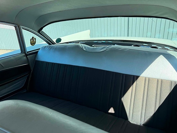 Chrysler New Yorker 20 of 26