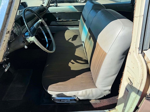 Chrysler New Yorker 15 of 26