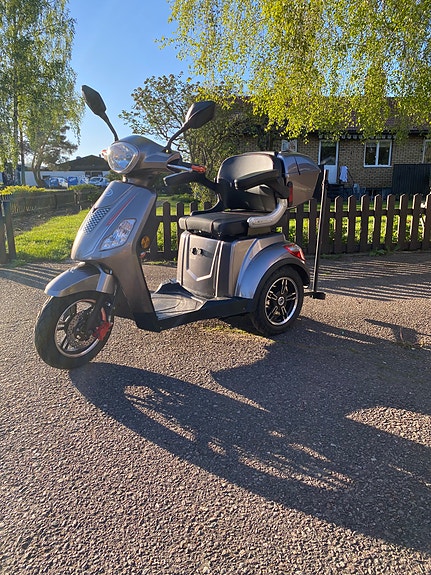 Eloped Elite Sport 2 of 6