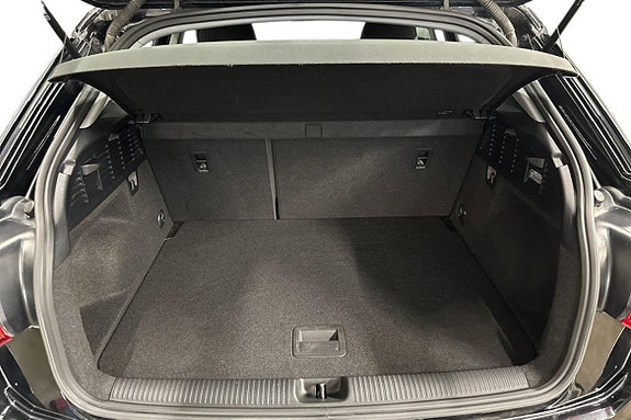 Audi Q2 10 of 16