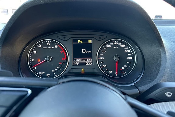 Audi Q2 13 of 16
