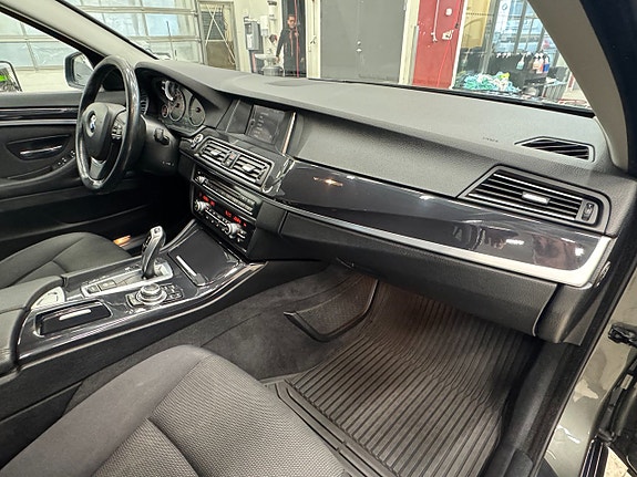 BMW 520d 13 of 19