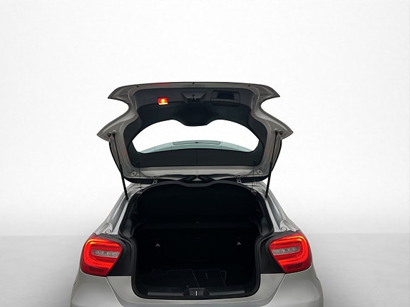 Mercedes-Benz A200 24 of 29